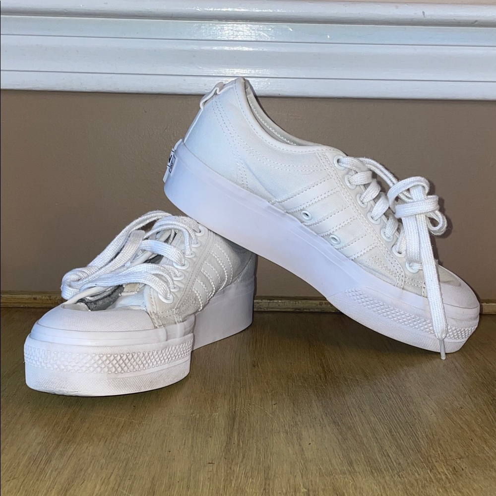 Adidas Nizza Platform Triple White Women's Sneakers Sz 8.5 Very Nice Condition!